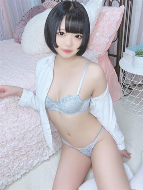 ふうり E+アイドルスクール新宿・歌舞伎町店（デリヘル）