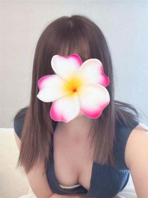 ころね【癒し系娘】 中・西讃 ヴィーナス（デリヘル）