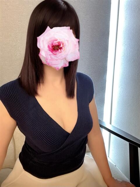 ころね【癒し系娘】 中・西讃 ヴィーナス（デリヘル）