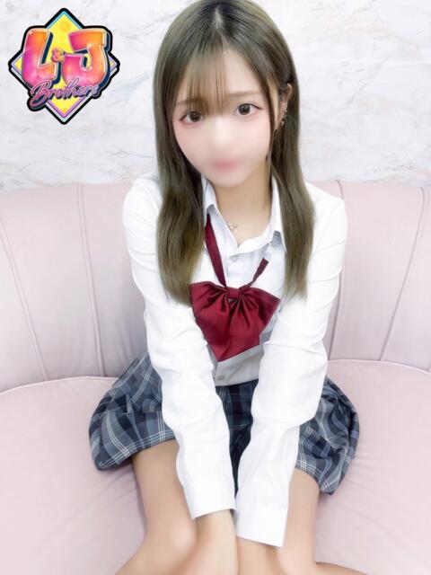 ゆり 奇跡の小柄ルックス! L&Jブラザーズ(デリヘル)