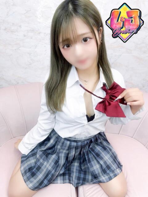 ゆり 奇跡の小柄ルックス! L&Jブラザーズ(デリヘル)