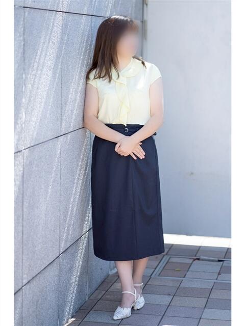 さりな 奥鉄オクテツ大阪（駅待ち合わせ型人妻デリヘル）