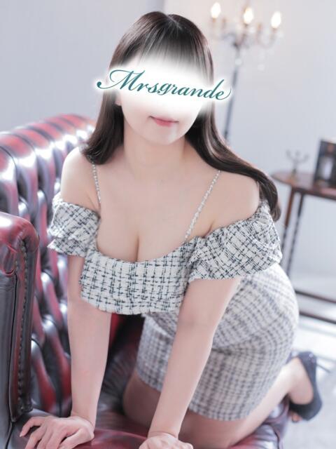 七瀬（ななせ） ミセス グランデ（若妻・人妻デリヘル）