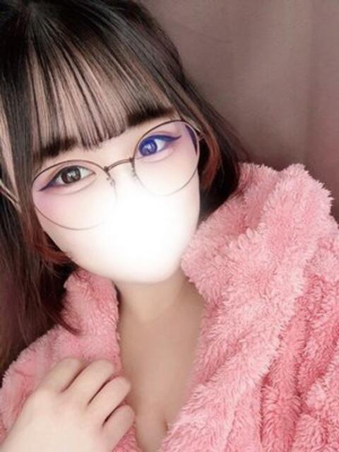 みのり 全裸の女神orいたずら痴漢電車（ホテヘル）