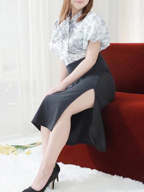 玲(れい) PLUS十三店（熟女デリヘル）
