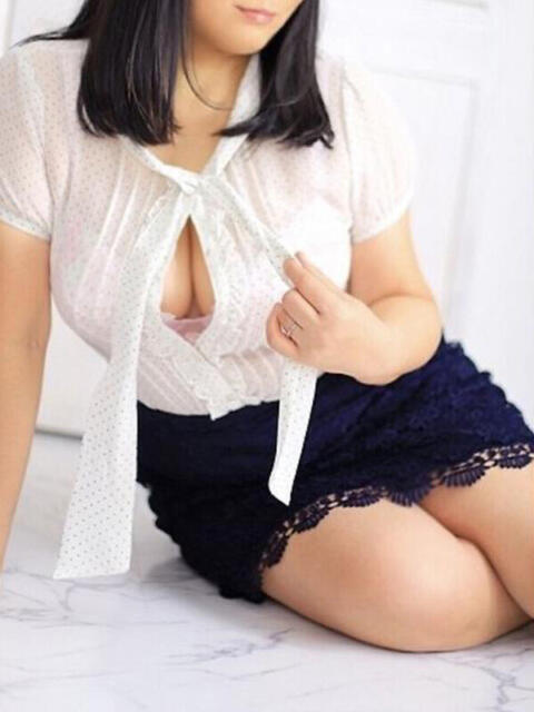 浅香 ベニバナ(人妻系デリヘル)