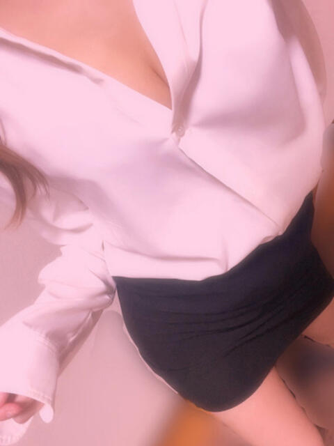 水城なぎさ(みずしろ AROMA TIAMO(アロマティアーモ)(【非風俗】メンズエステ)