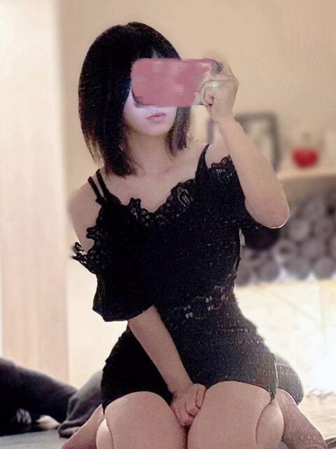 ひなの Calla-カラー-（【非風俗】メンズエステ）