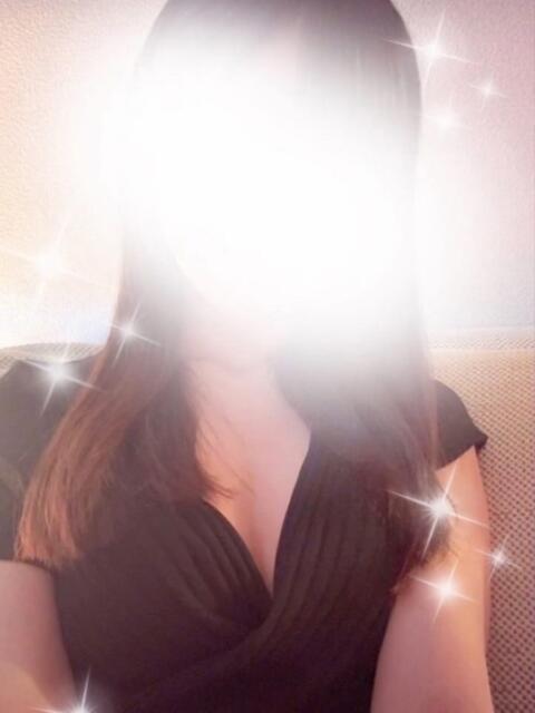 新人　かのん 麒麟（【非風俗】メンズエステ）