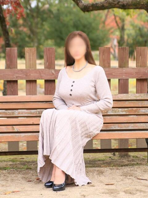 白鳥　真理 こあくまな熟女たち 本厚木店(KOAKUMAグループ)（人妻・熟女デリヘル）