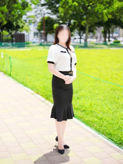 二階堂 まき こあくまな熟女たち 本厚木店(KOAKUMAグループ)（人妻・熟女デリヘル）