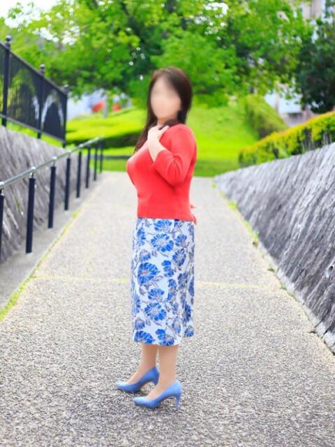 平野華 こあくまな人妻・熟女たち東広島店（KOAKUMAグループ）（人妻・熟女デリヘル）