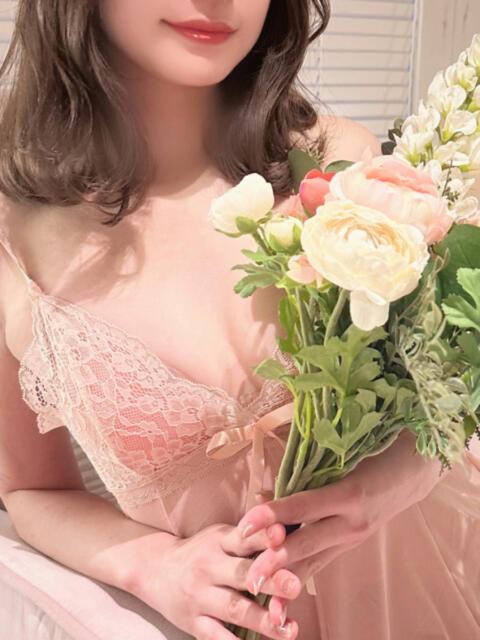 ももな Lip Trip(風俗エステ)