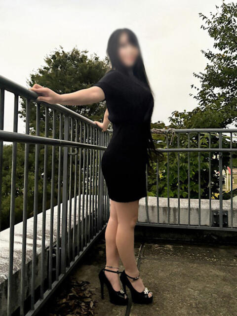 藍野-あいの- ただ離婚してないだけ（人妻デリヘル）