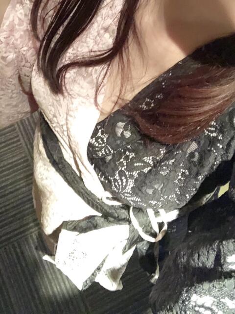 えみる 仮面舞踏会（セクキャバ）