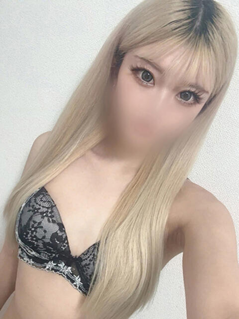 せな 淫乱痴女エステ(出張アロマエステ)