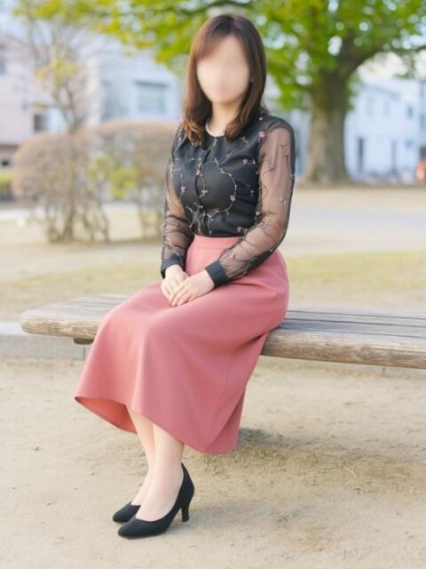 高橋 えみり こあくまな熟女たち 周南・徳山店(KOAKUMAグループ)(人妻・熟女デリヘル)