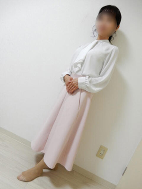 【体験入店】まき ロダン（人妻熟女デリヘル）