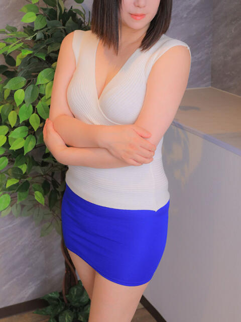 内田ゆあ ミセスの癒しエステ（【非風俗】メンズエステ）