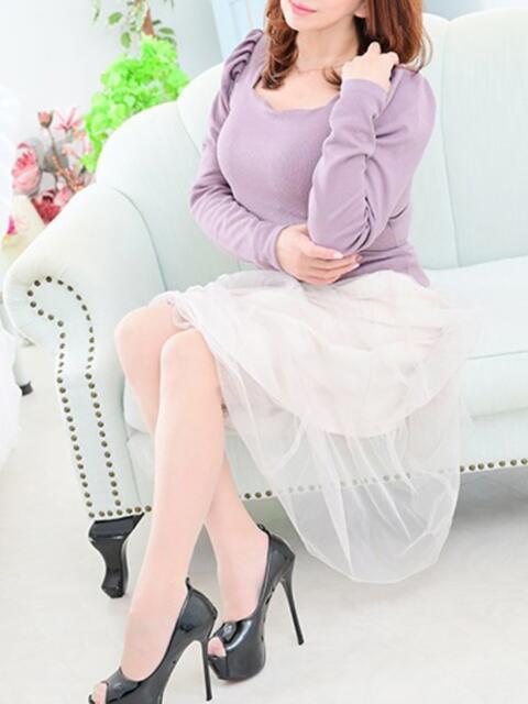 菜々美（ななみ） PLUS難波店（熟女デリヘル）