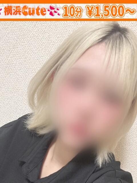 みより 横浜Cute(店舗型オナクラ&手コキ専門店)