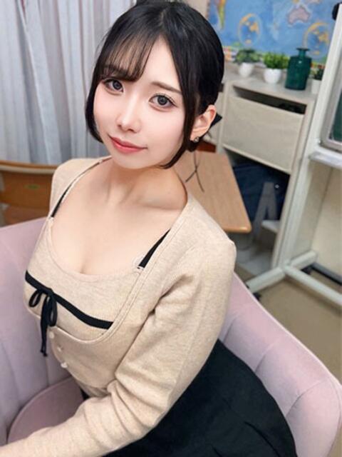 しゅり 東京巨乳デリヘル おっぱいマート（デリヘル）