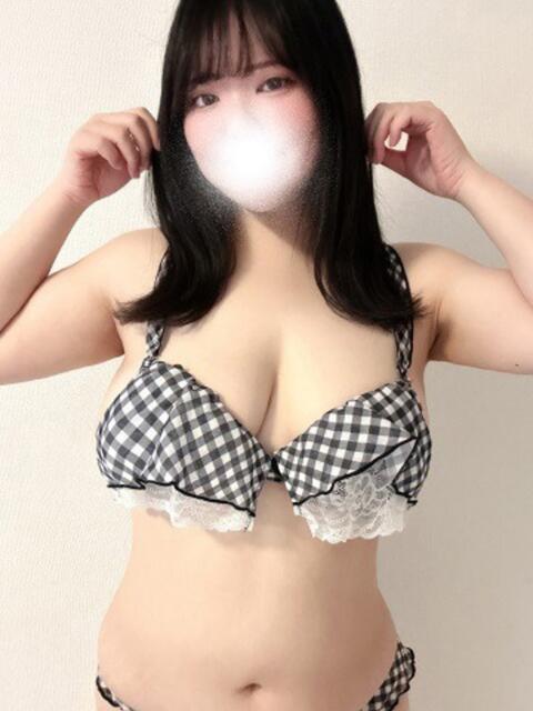 あいす エンジェルマスカット(巨乳ぽっちゃりデリヘル)