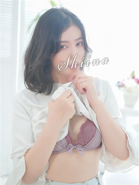 しいな 西船人妻花壇（人妻デリヘル）