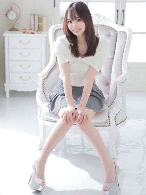 ゆり 見学娘（オナクラ・手コキ）