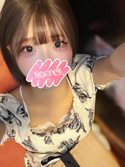 みみ アイドルリーグ(セクキャバ)