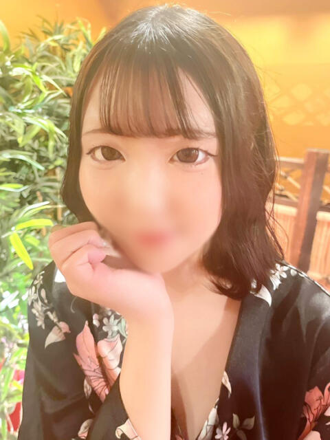 みなみ 紅(くれない)（セクキャバ）