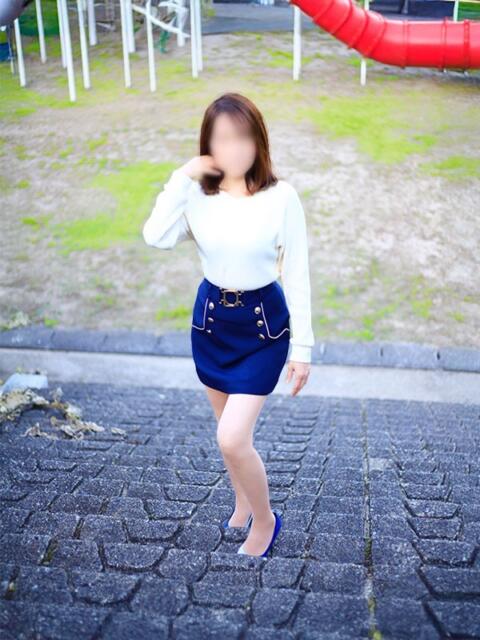 永倉 あみ こあくまな人妻・熟女たち岡山店(KOAKUMAグループ)(人妻・熟女デリヘル)