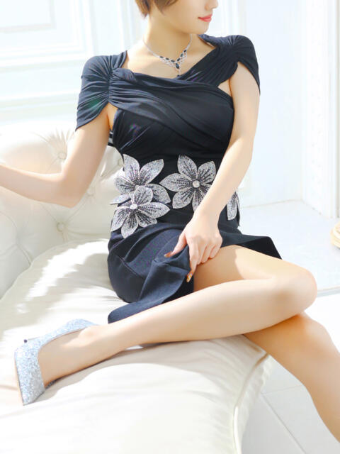 御坂 亜妃子 Club 麗花（高級デリヘル）