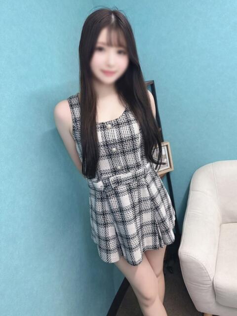 みう 横浜ひよこ倶楽部(素人系夜這いイメクラ)