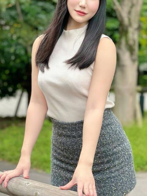 周東みはる 月の真珠-新宿-(デリヘル(人妻若妻専門店))