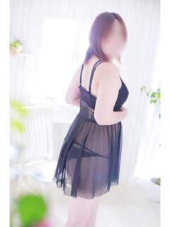 しず 若妻人妻半熟熟女の娯楽屋小山店（小山/デリヘル）