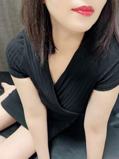 金村のりか 色気あるワイフ(【非風俗】メンズエステ)