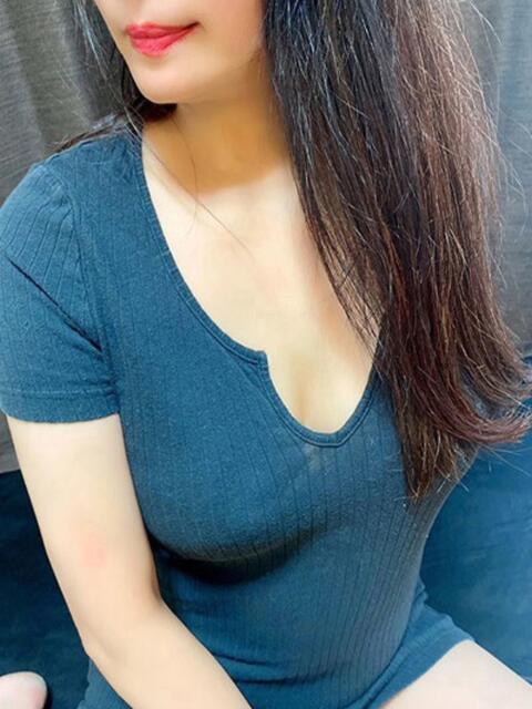 木下くみ 色気あるワイフ(【非風俗】メンズエステ)