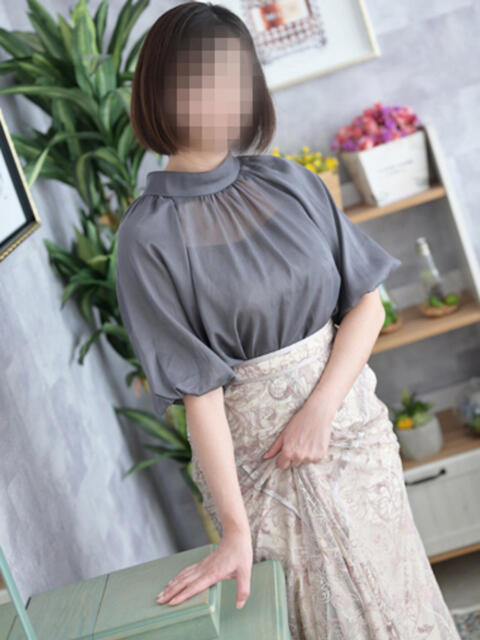 すずか 奥様の実話 なんば店(人妻ホテヘル)