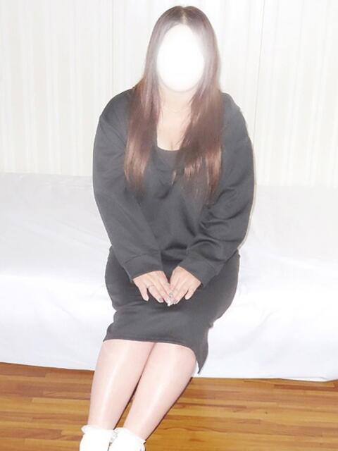 なな 人妻紹介センター(人妻ホテヘル&デリヘル)