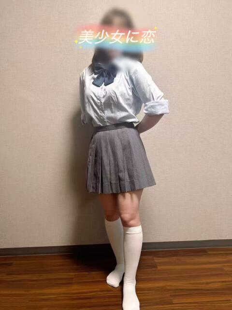 ニーナ 美少女に恋（アジアンデリヘル）