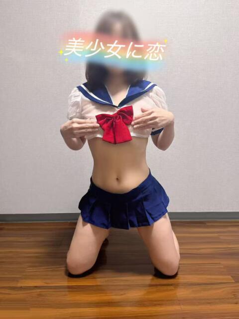 ニーナ 美少女に恋（アジアンデリヘル）