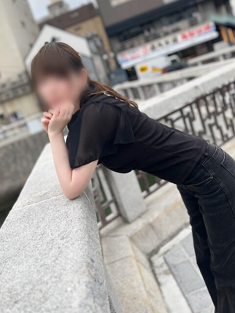 井上 あすか ハレ系 ひよこ治療院(中州)（店舗型メンズエステ）