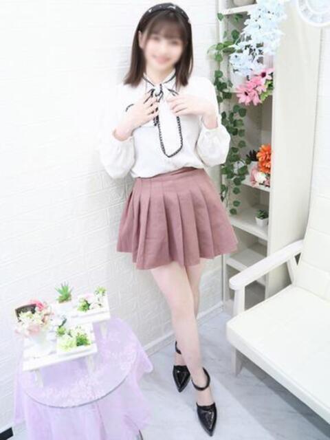 りら 見学娘（オナクラ・手コキ）