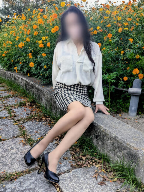 こよみ 人妻倶楽部 ひまわり(人妻デリヘル)