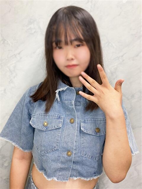 あやせ 渋谷くいーんず（素人専門ホテヘル＆デリヘル）