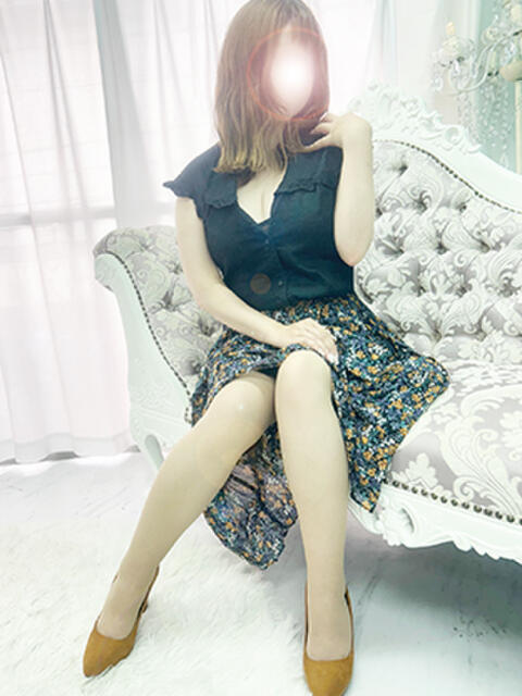 日菜子 モアグループ南越谷人妻花壇（人妻デリヘル）