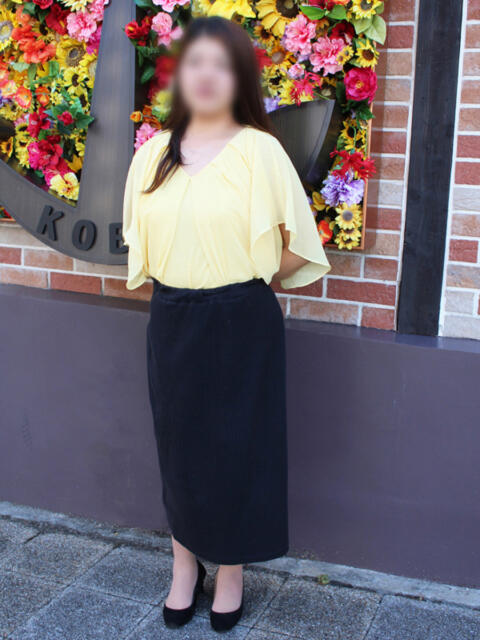 さつき 完熟ばなな神戸・三宮店(待ち合わせ型熟女デリヘル)