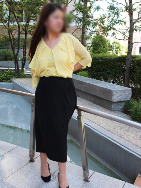 さつき 完熟ばなな神戸・三宮店(待ち合わせ型熟女デリヘル)