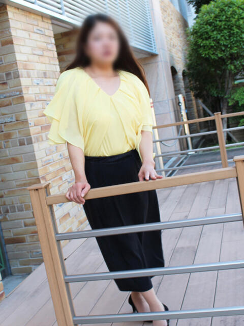 さつき 完熟ばなな神戸・三宮店(待ち合わせ型熟女デリヘル)